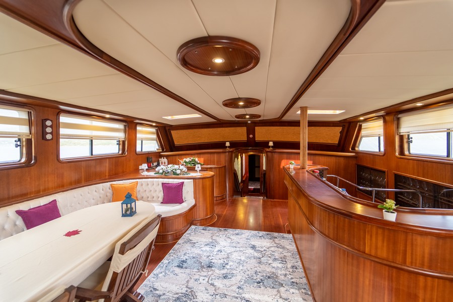 Motorsailer — photo 31
