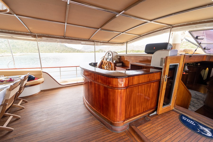 Motorsailer — photo 32