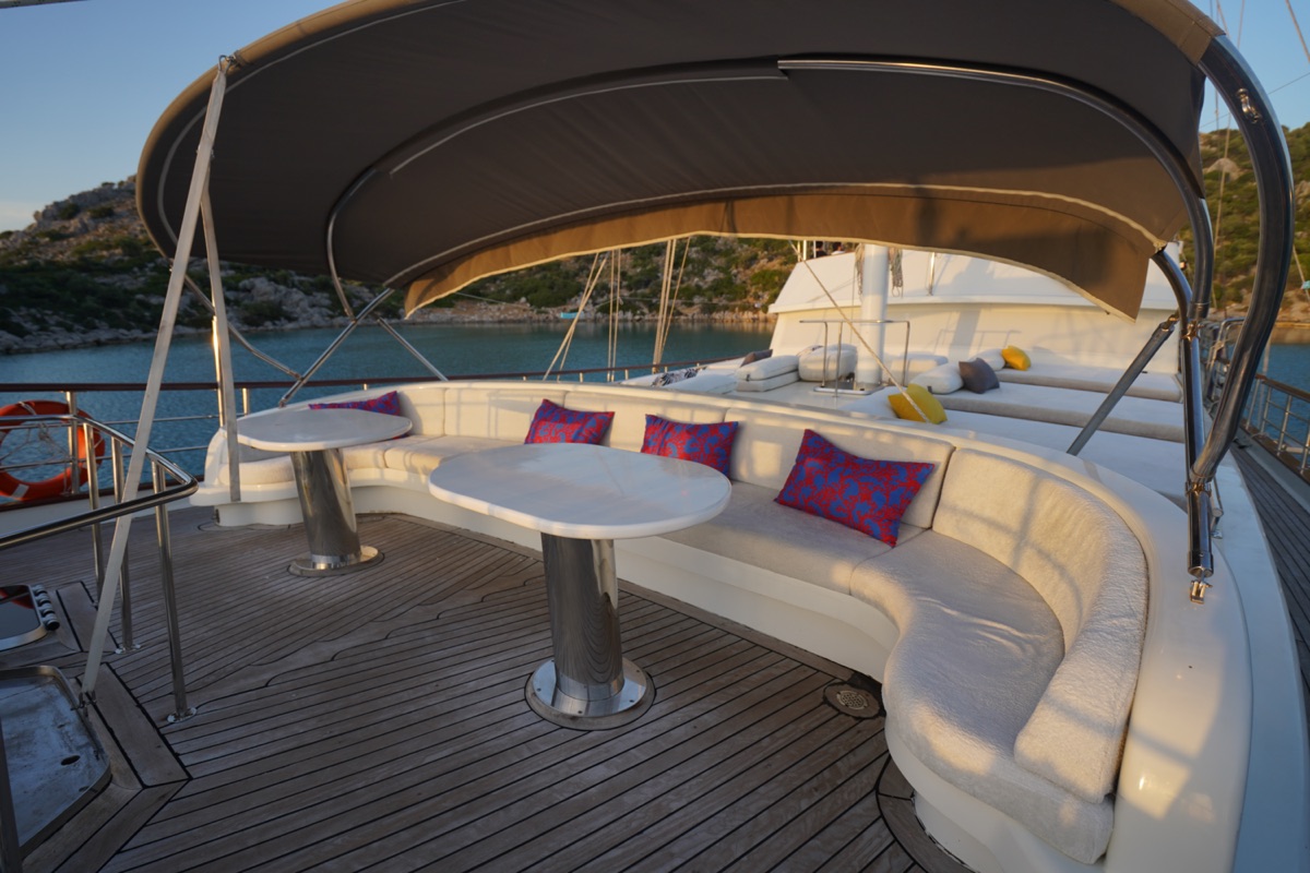 Motorsailer — photo 19