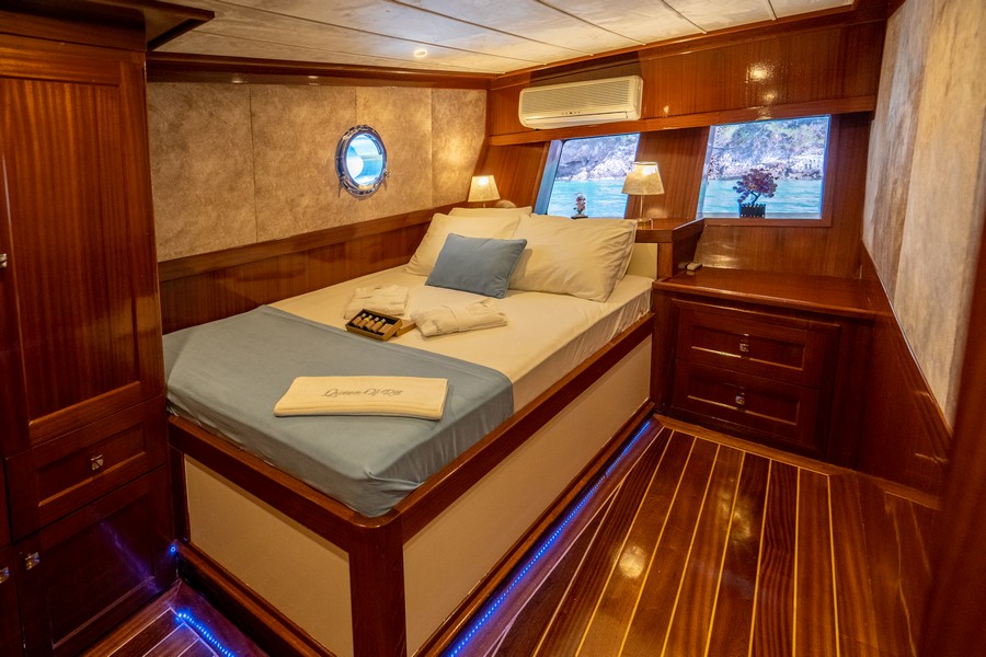 Motorsailer — photo 29