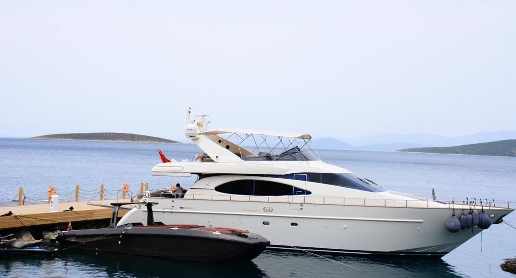 MOTORYACHT — photo 6