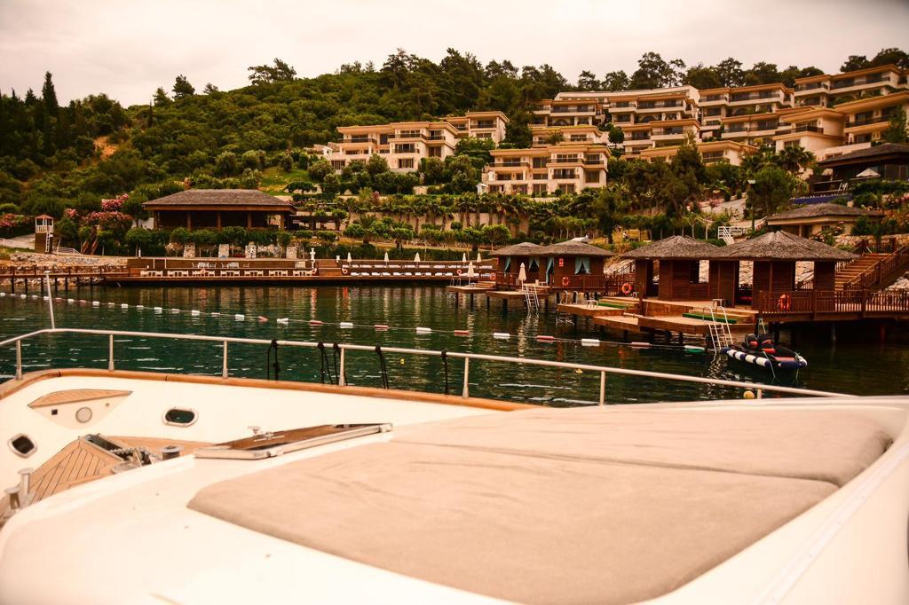 MOTORYACHT — photo 7