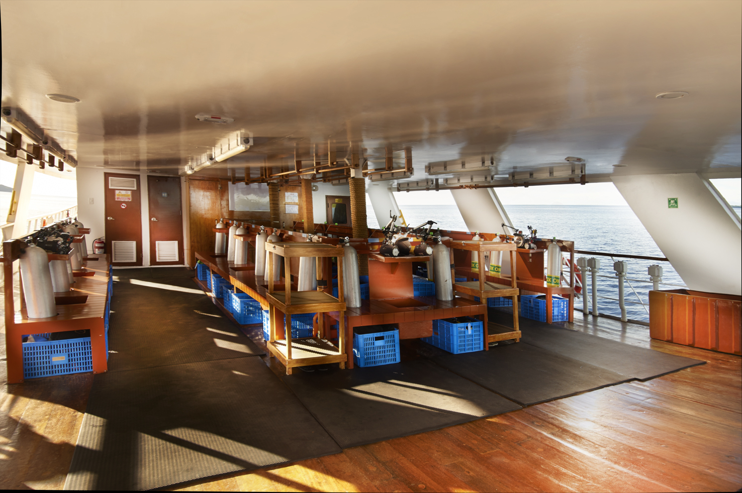 MY Yacht — photo 9