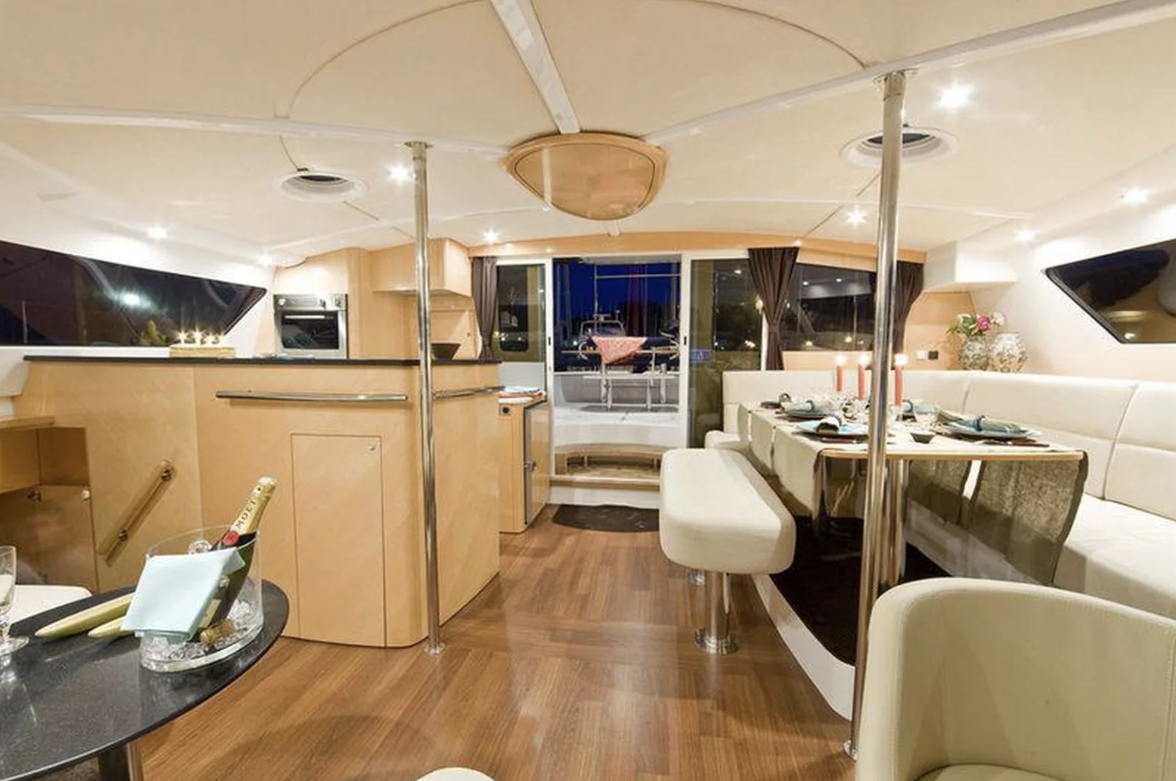Fountaine-Pajot — photo 11