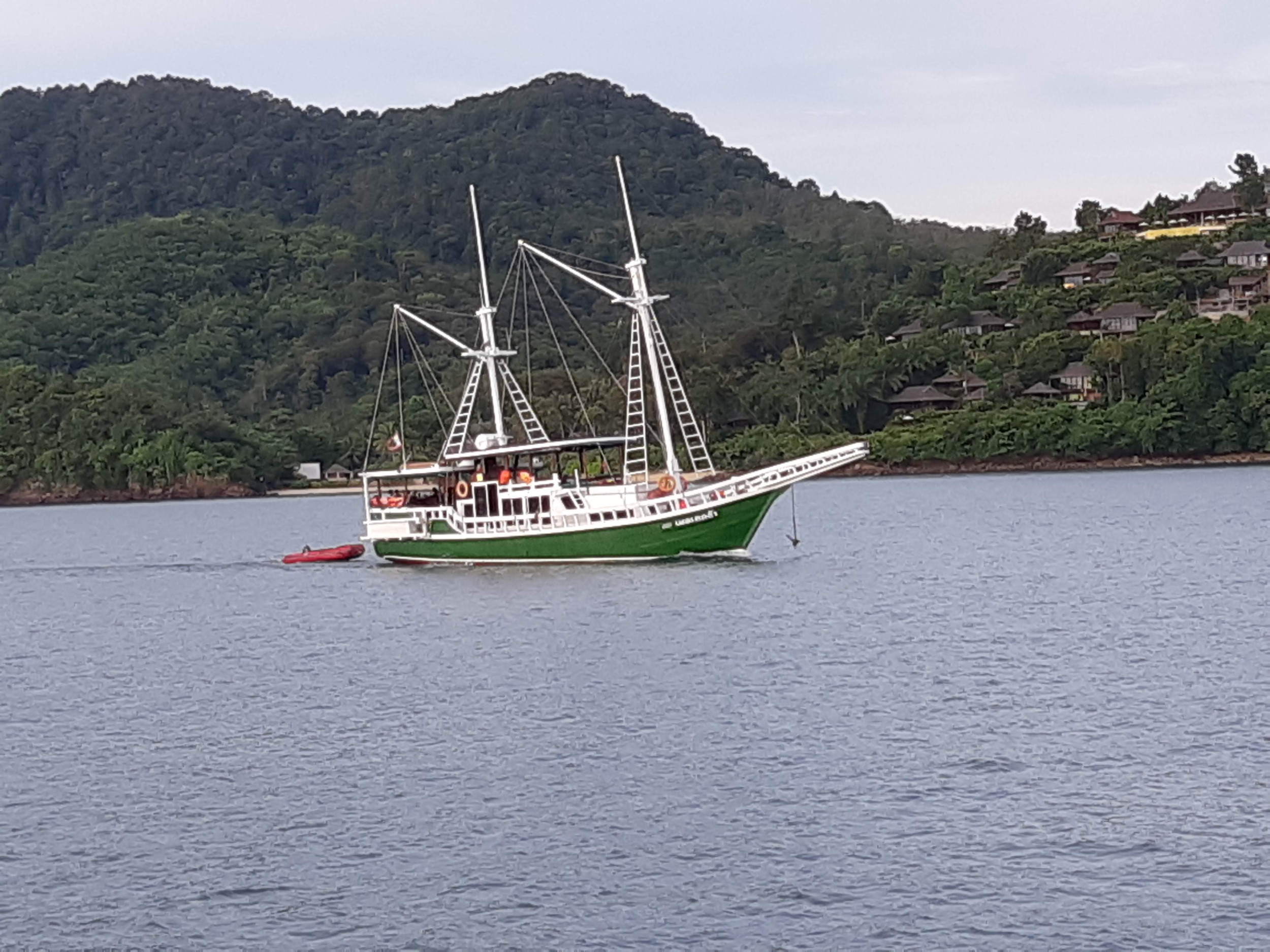Indonesian Phinisi — photo 3