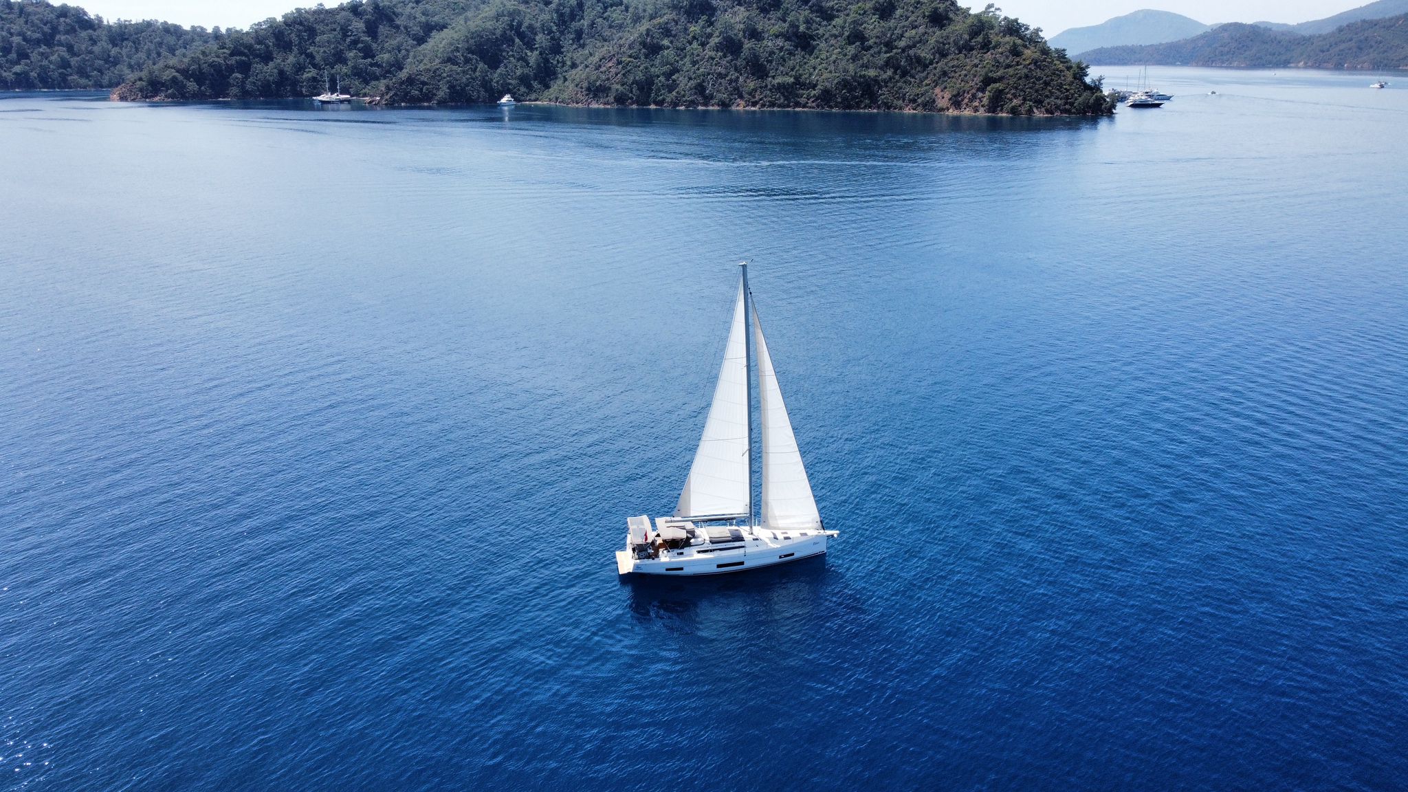 Dufour 470 — photo 2