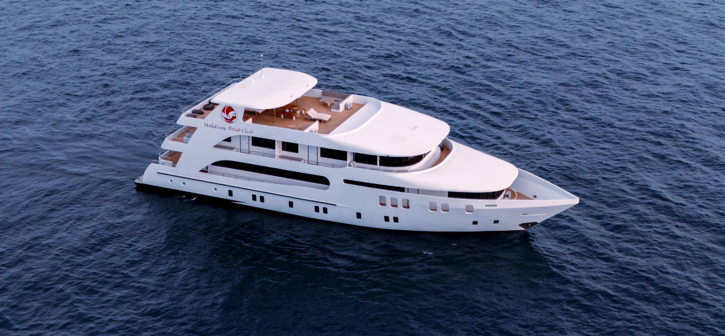 Meemu Atoll Surf Safari in the Maldives — photo 10