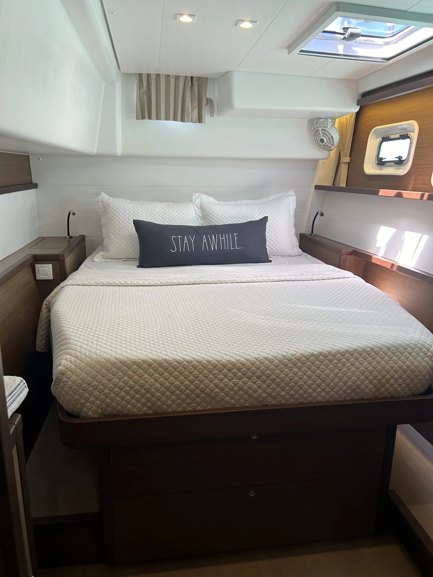 Lagoon 450F Catamaran — photo 11