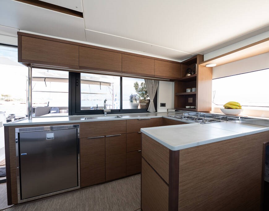 Lagoon 460F — photo 15