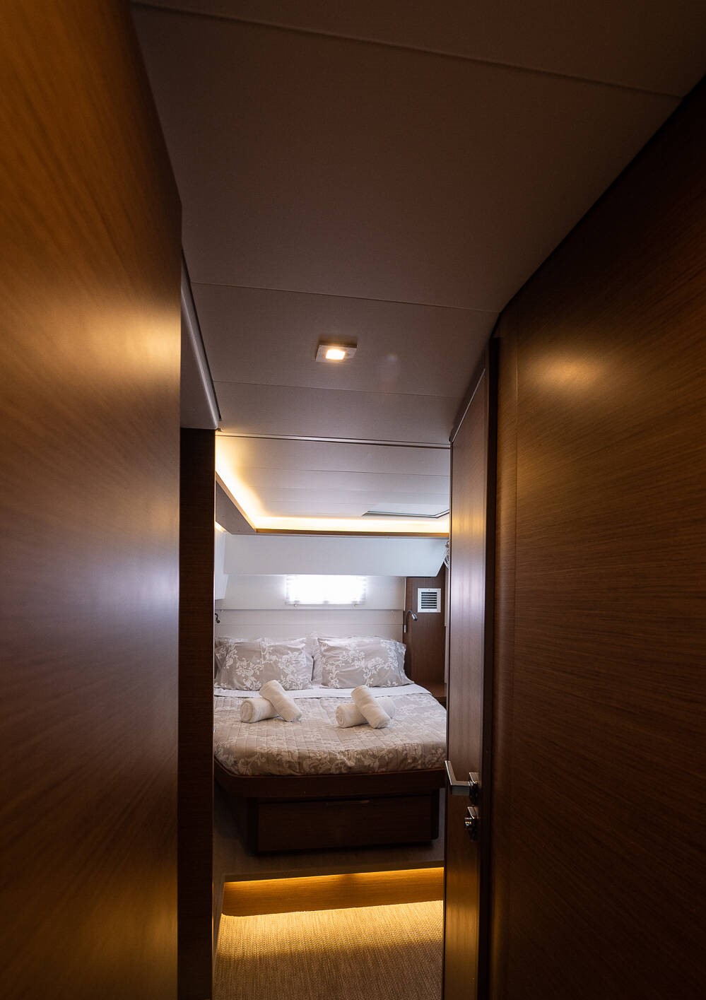 Lagoon 460F — photo 20