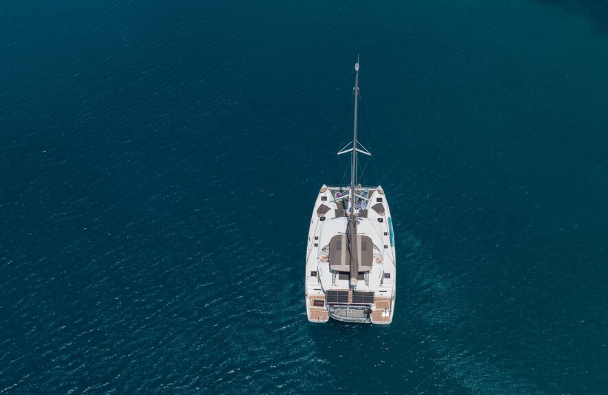 Lagoon 460F — photo 27