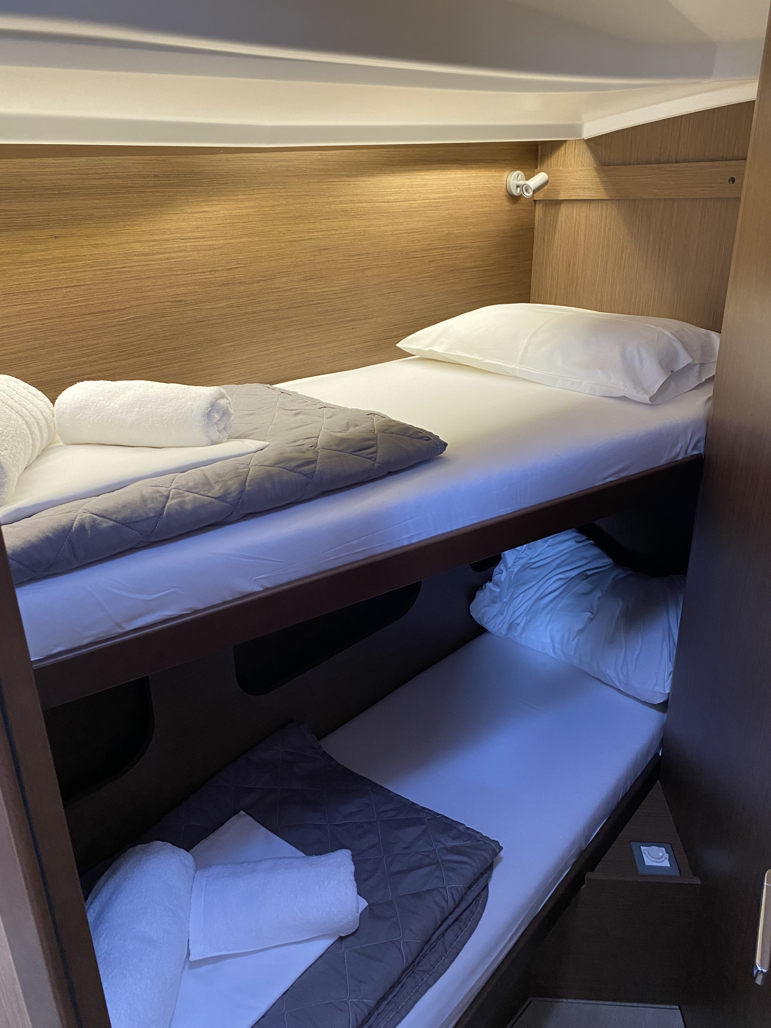 BENETEAU OCEANIS 40.1 — photo 7