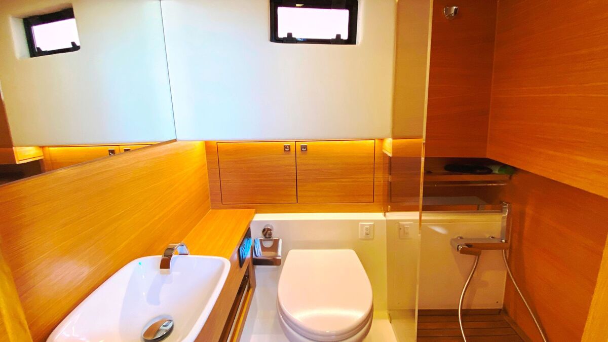 DE ANTONIO D42 — photo 3