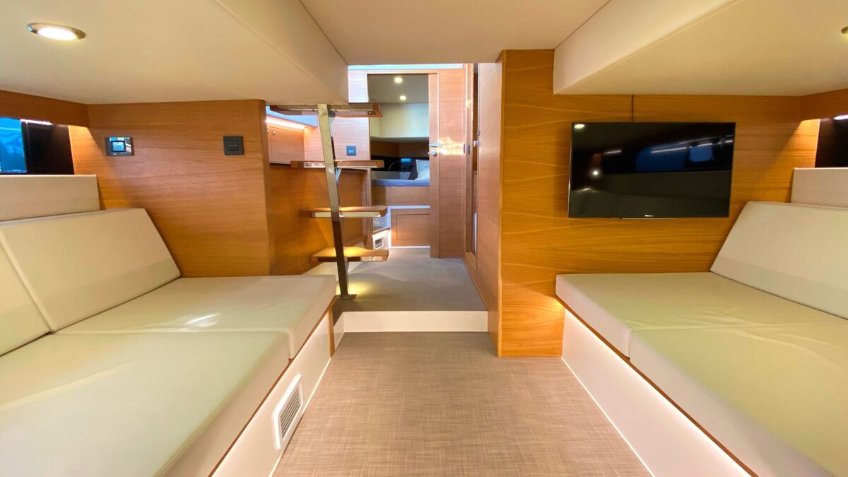 DE ANTONIO D42 — photo 11