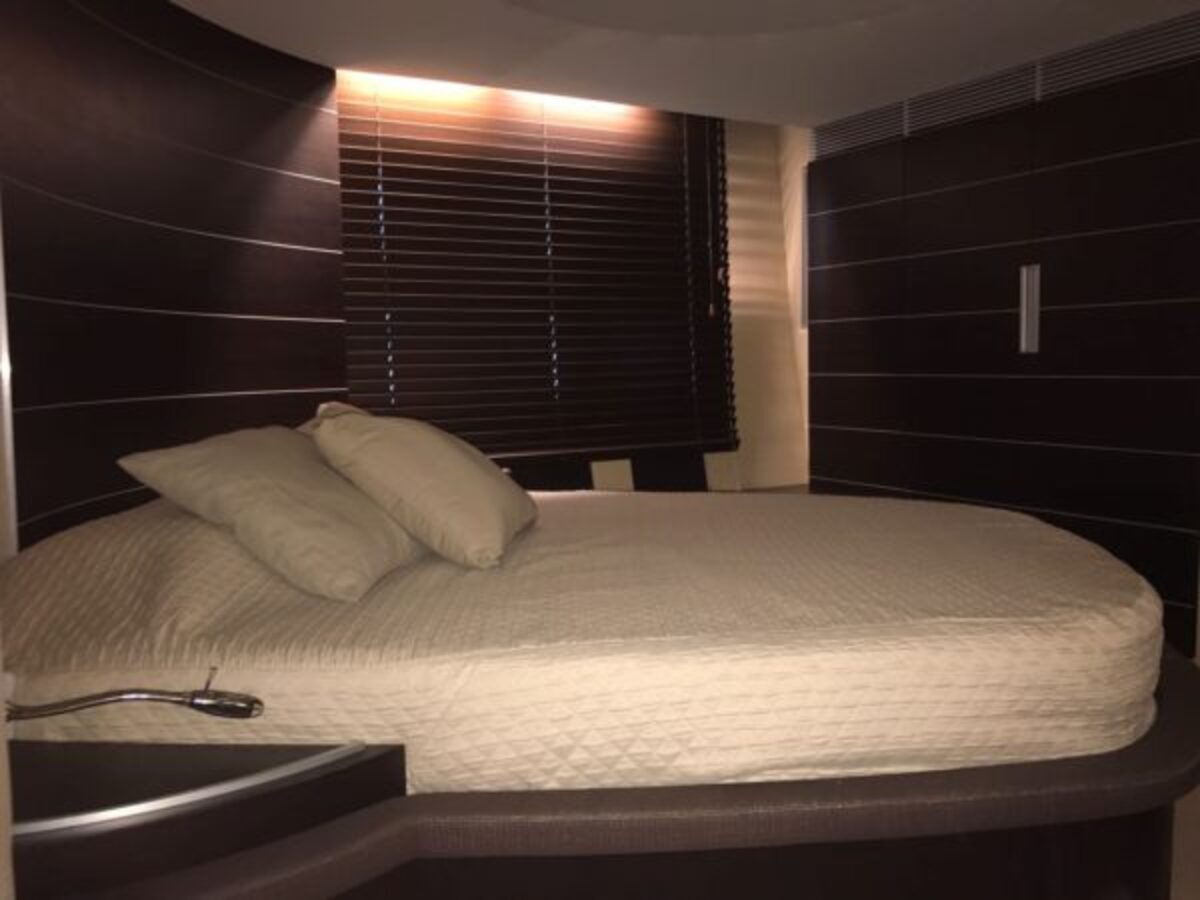 AZIMUT 68 — photo 3