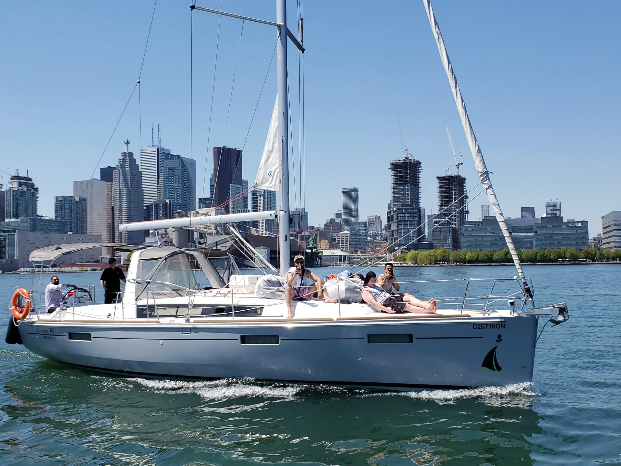 Beneteau Oceanis 41 — photo 1