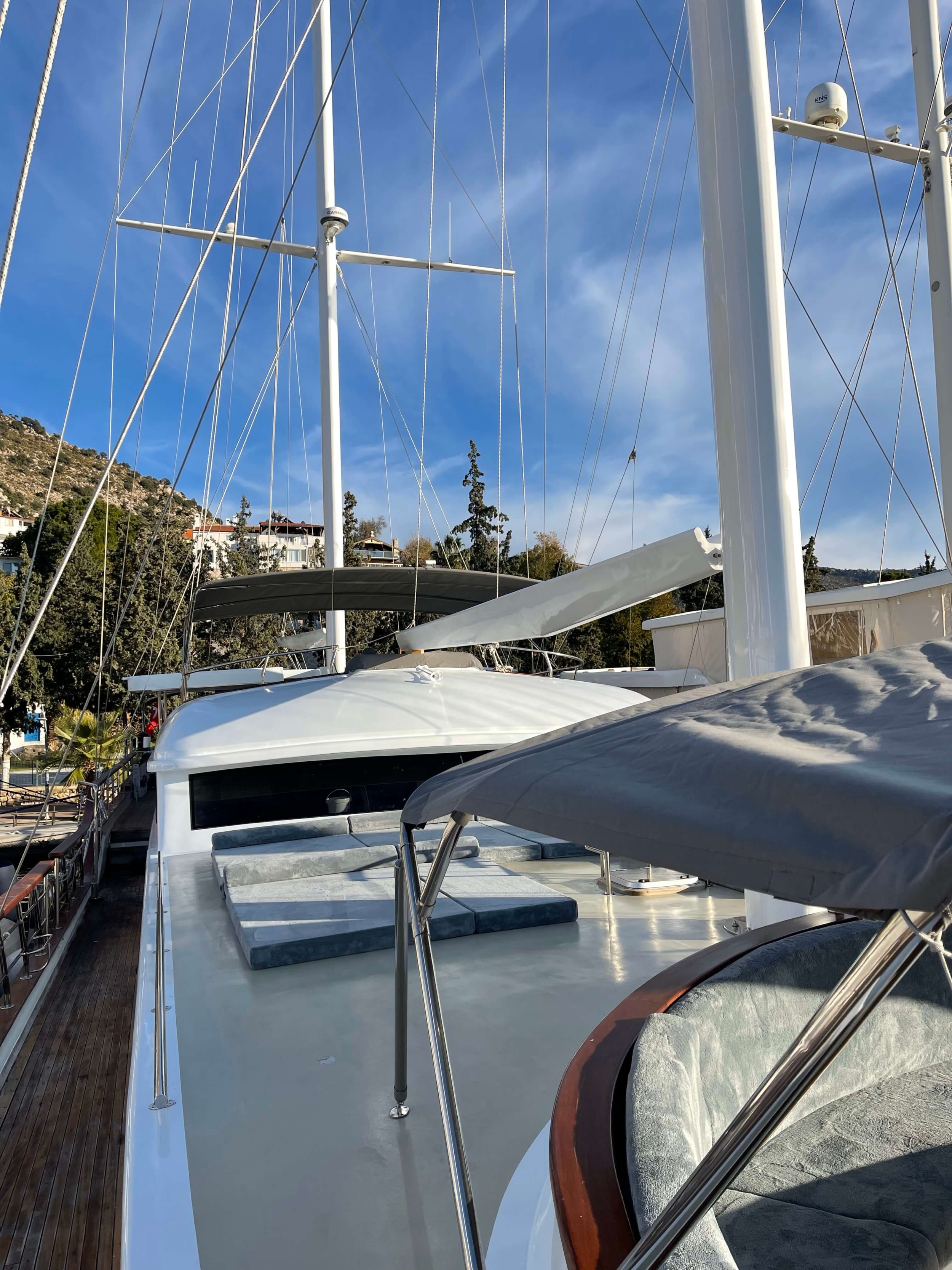 Custom-built — photo 6