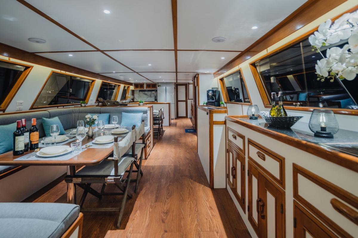 King Yacht — photo 7