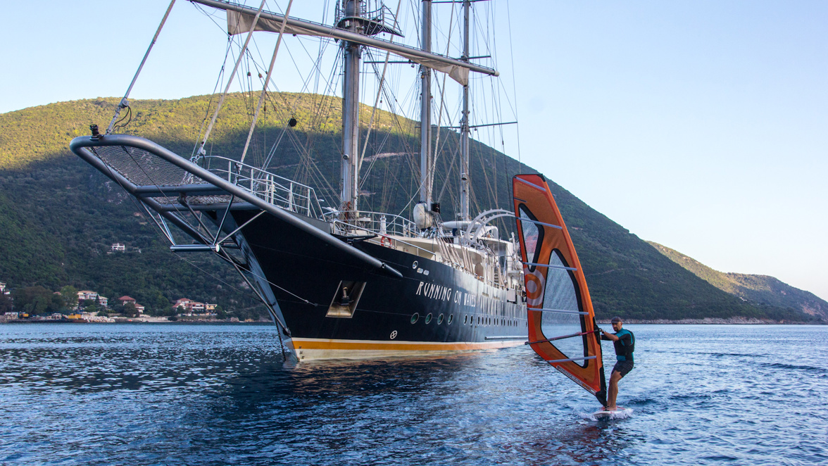 Schooner - sailing cruise ship — photo 15