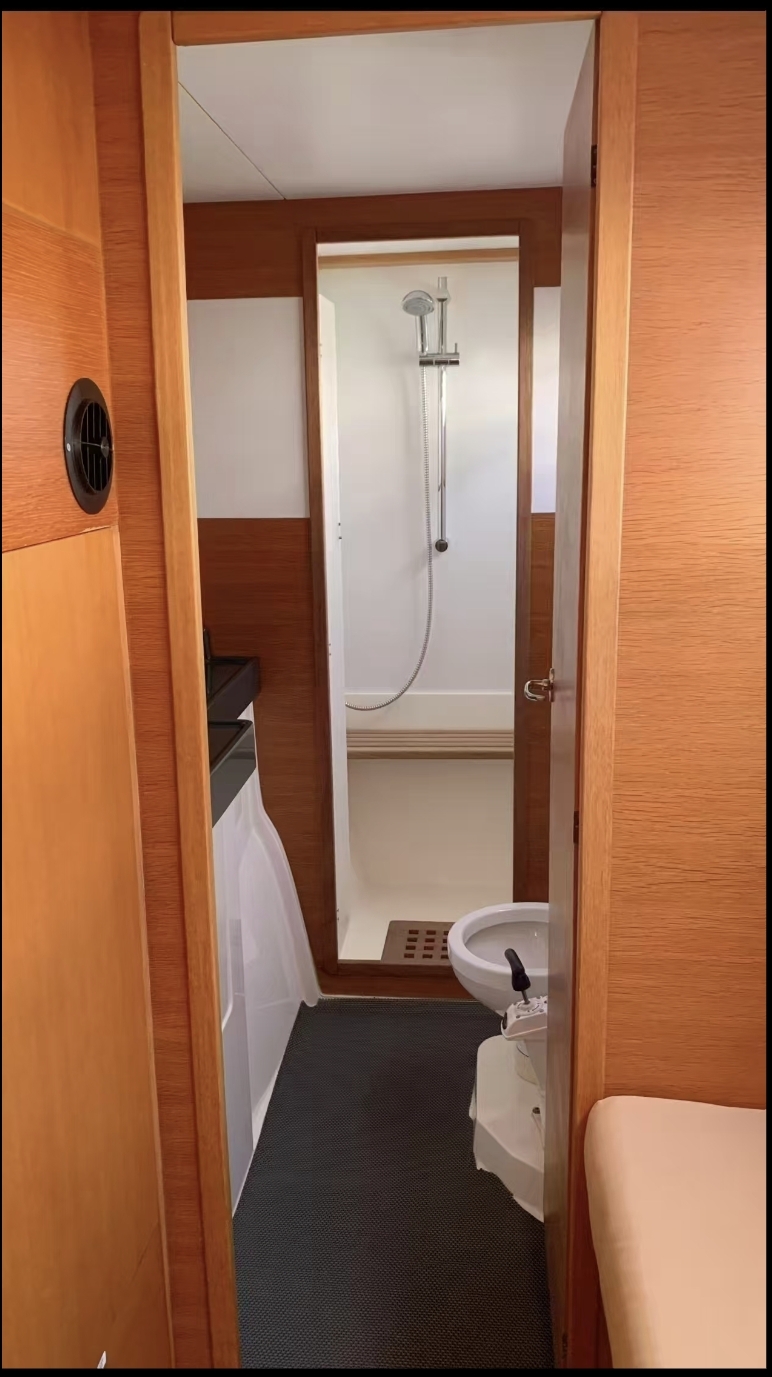Comar Comet CAT 37 — photo 17