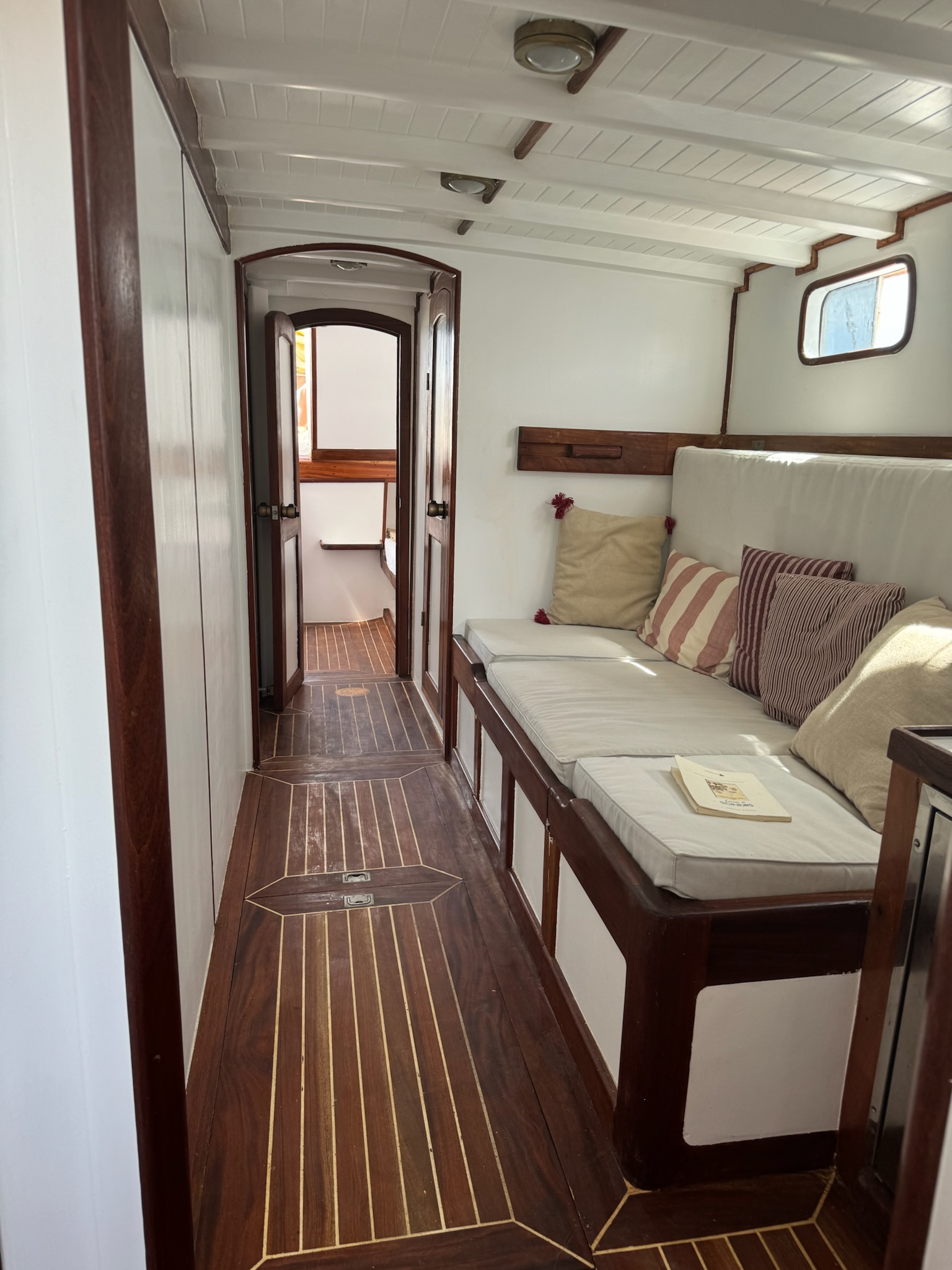 50 feet wooden sailing yacht — photo 8