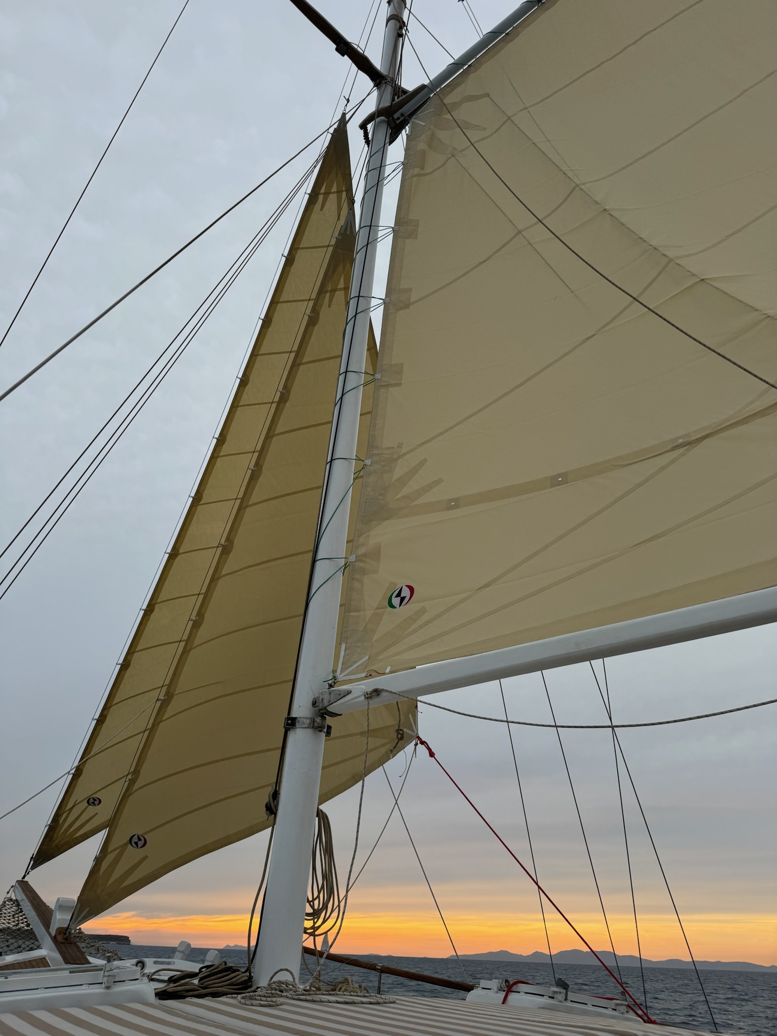 50 feet wooden sailing yacht — photo 9