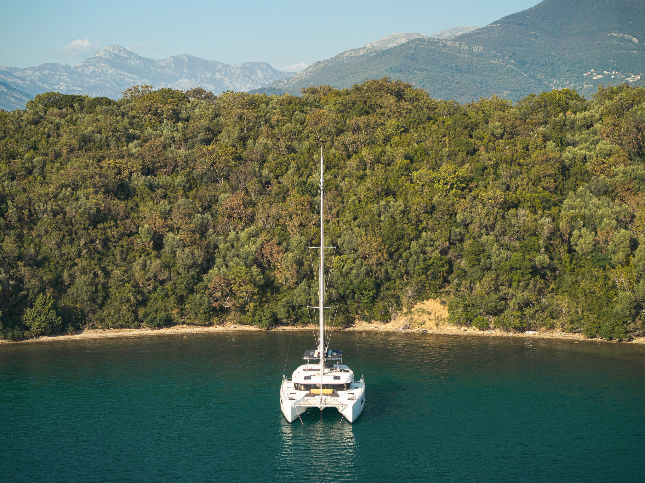 Lagoon 46 — photo 4