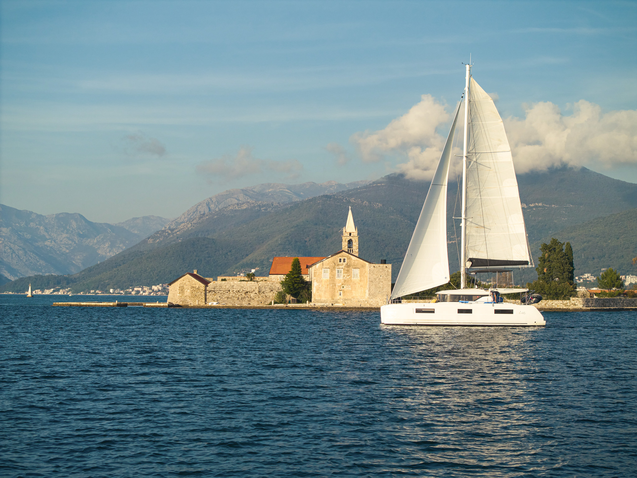Lagoon 46 — photo 11