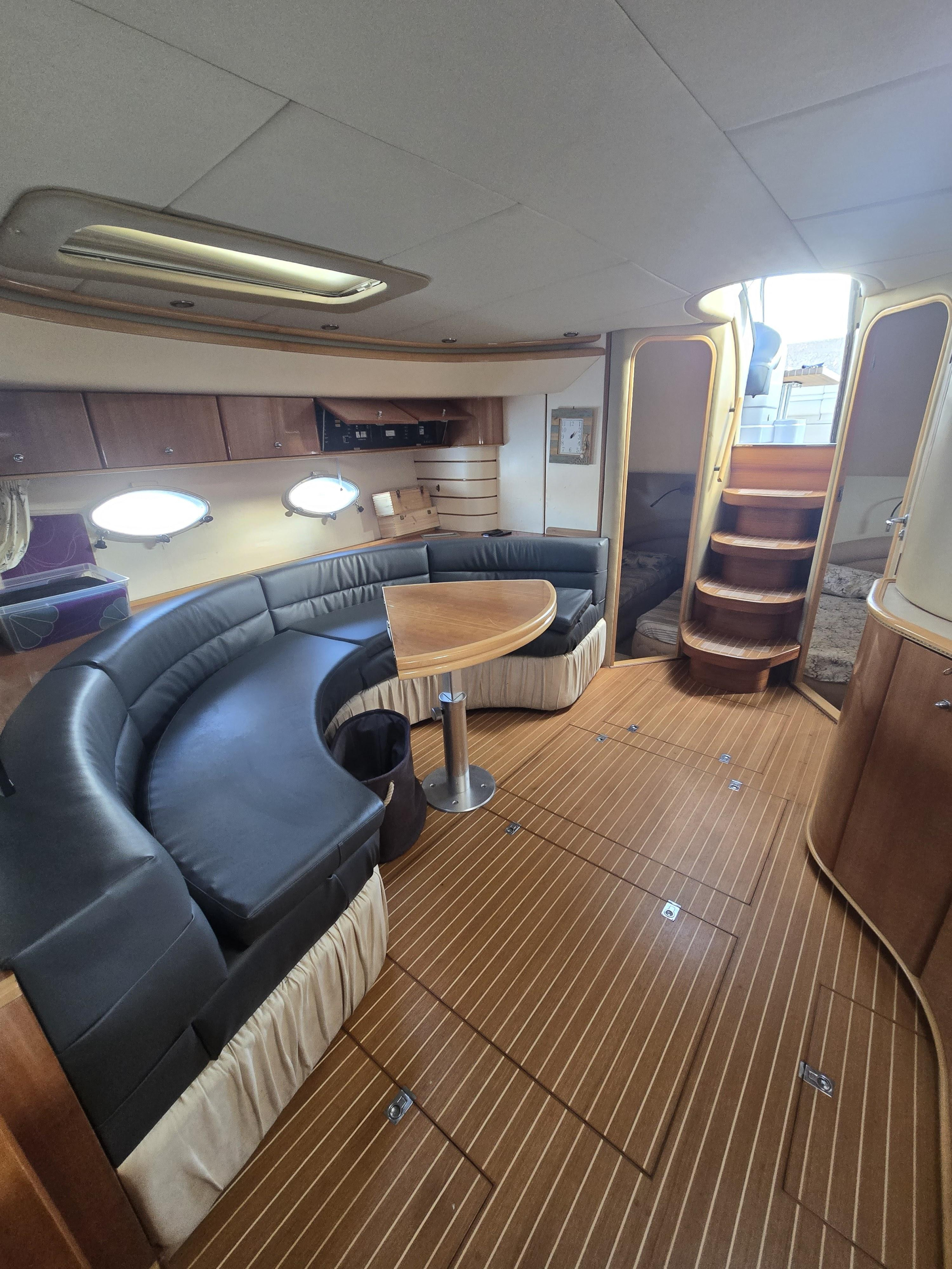 Princess V55 — photo 4