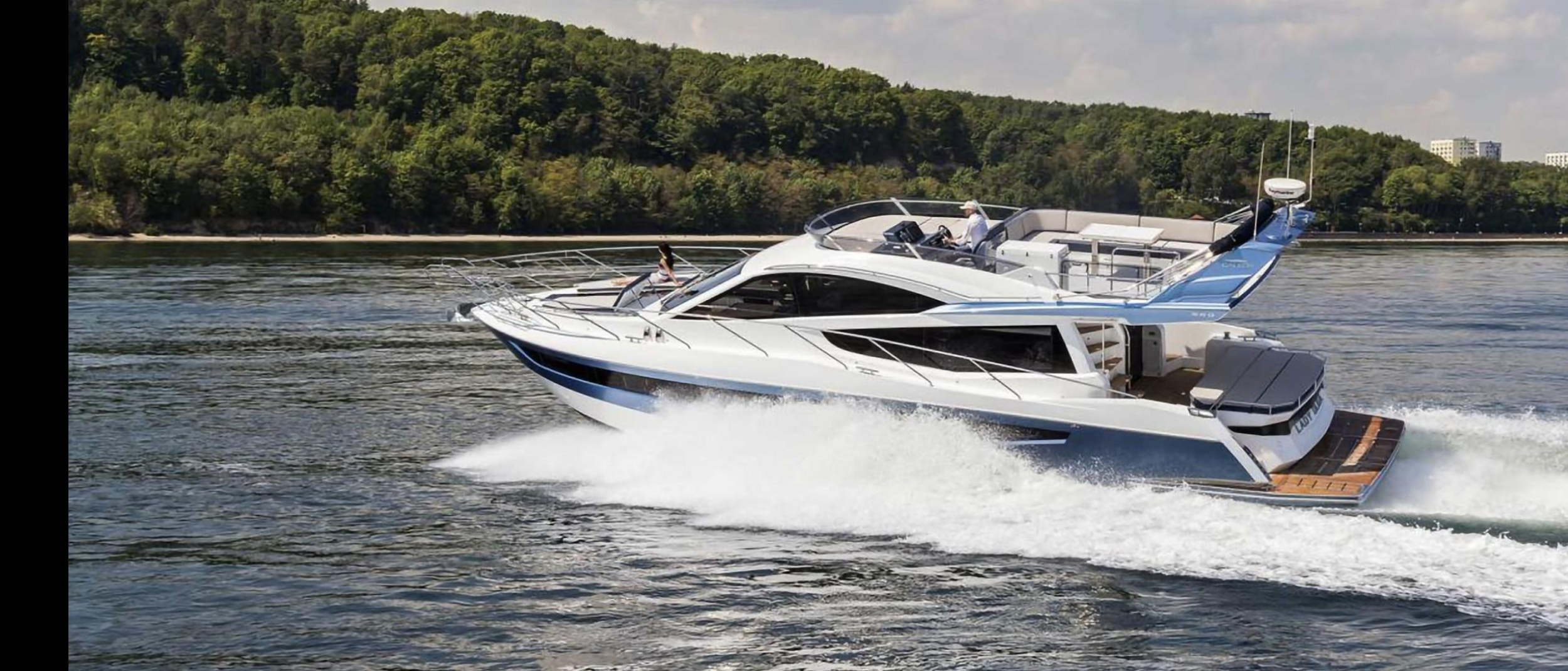 Galeon 560 Fly — photo 1