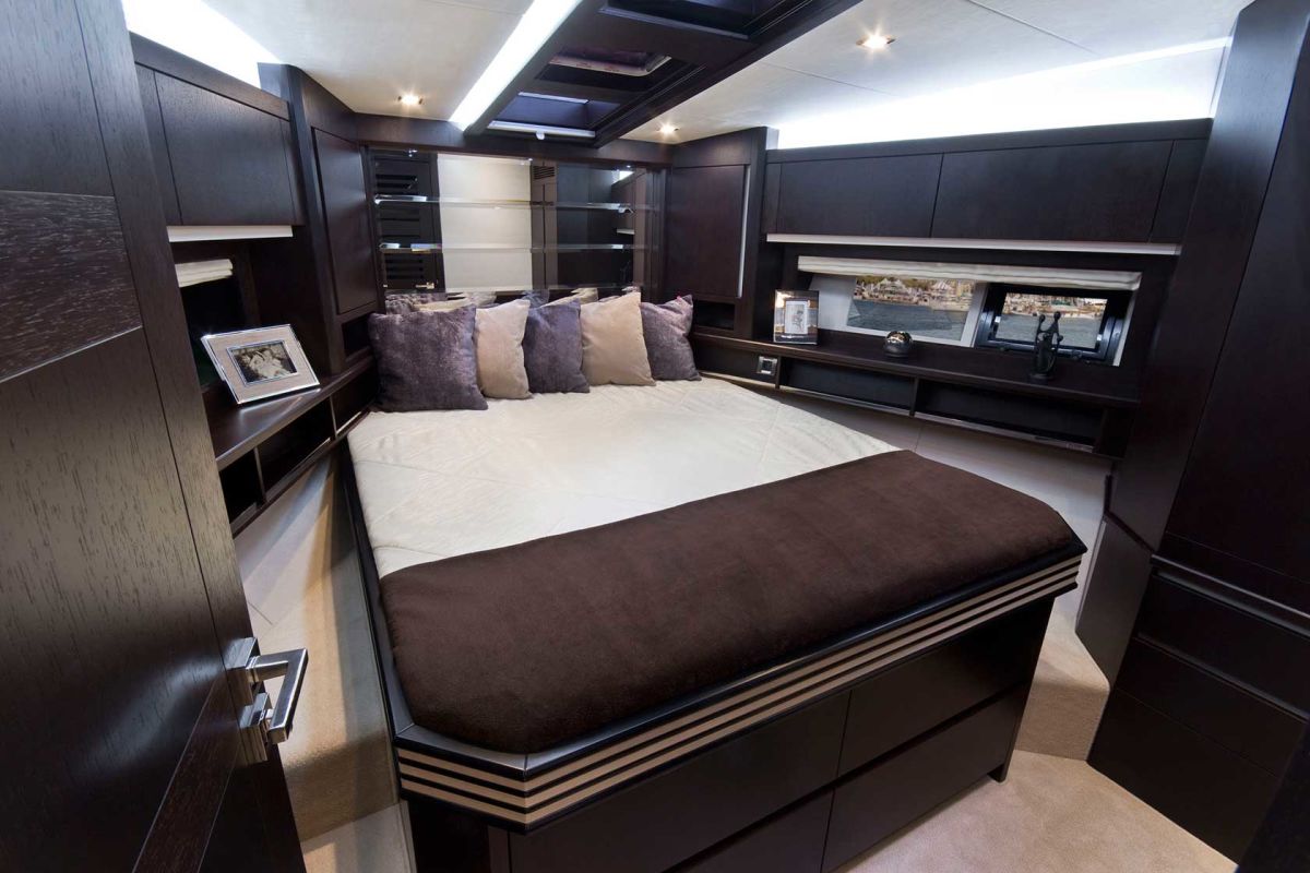 Galeon 560 Fly — photo 7