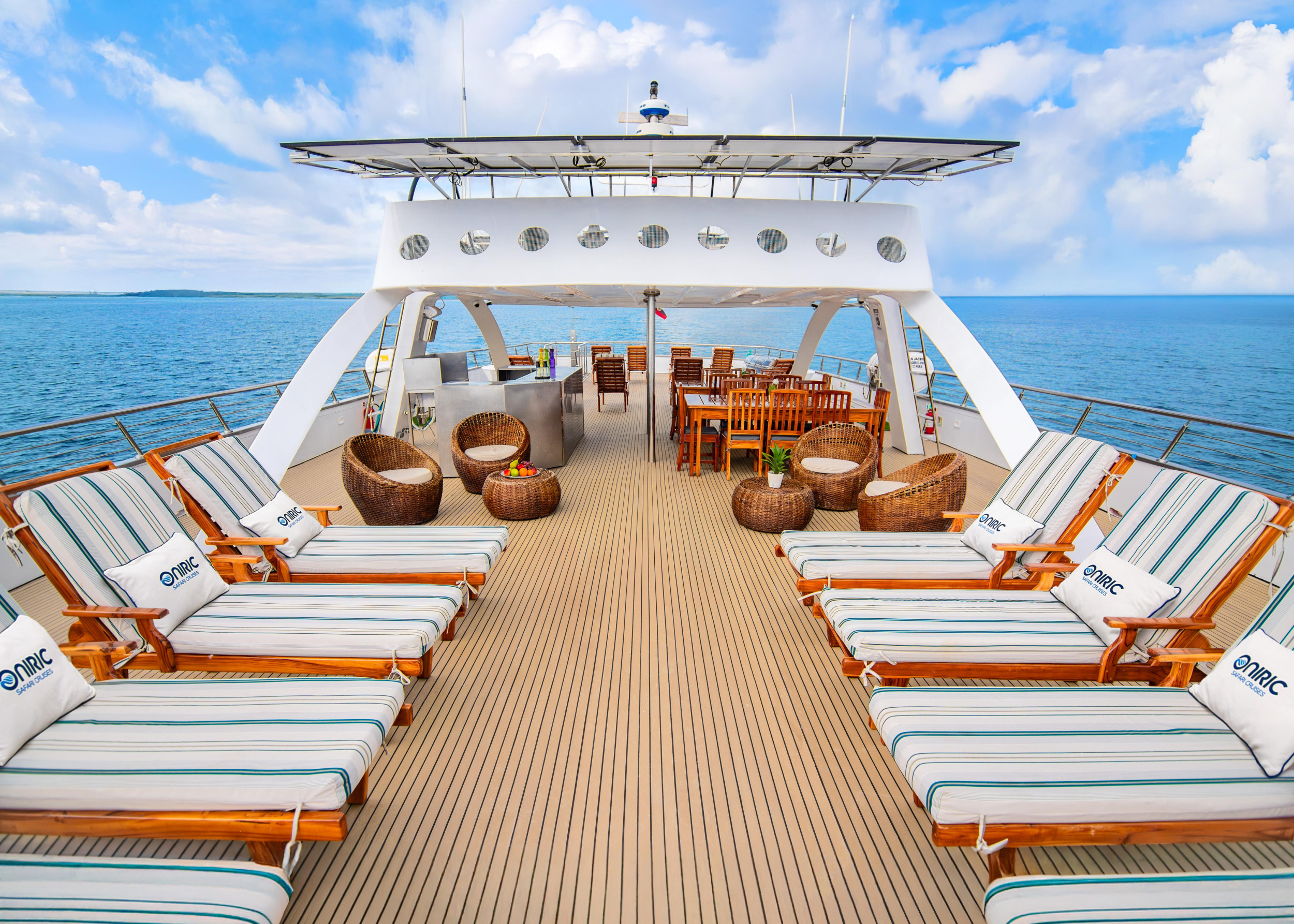 Crucero en Pequeño Barco por el Oeste de Galápagos — photo 5