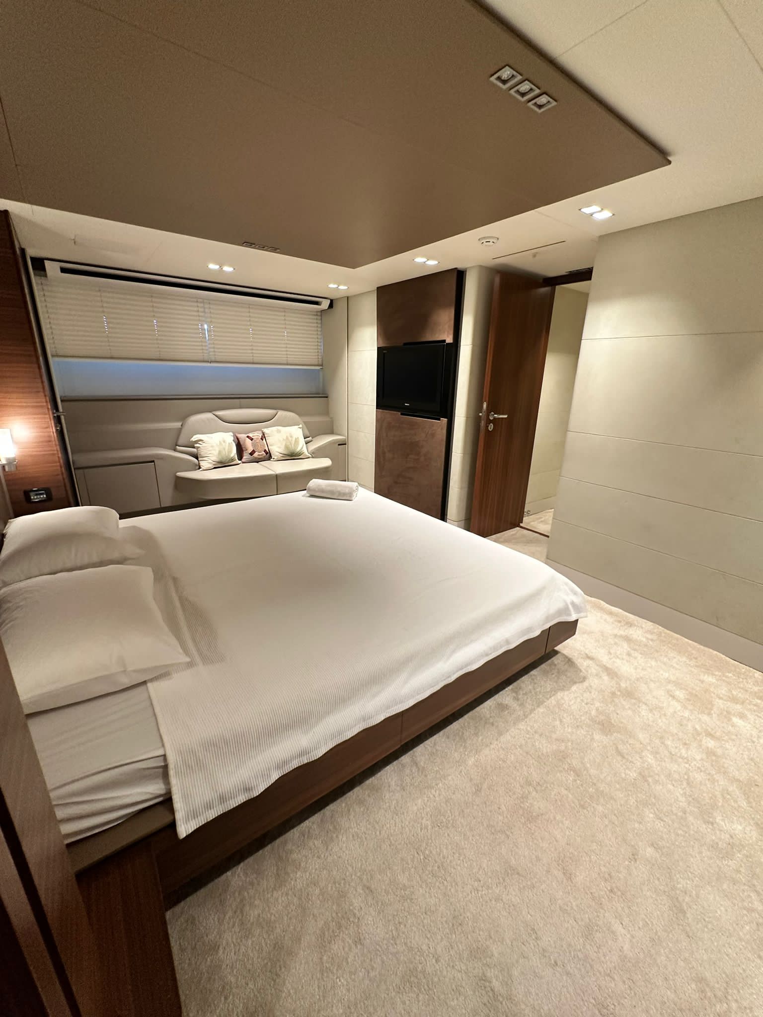 Custom Build Yacht — photo 6