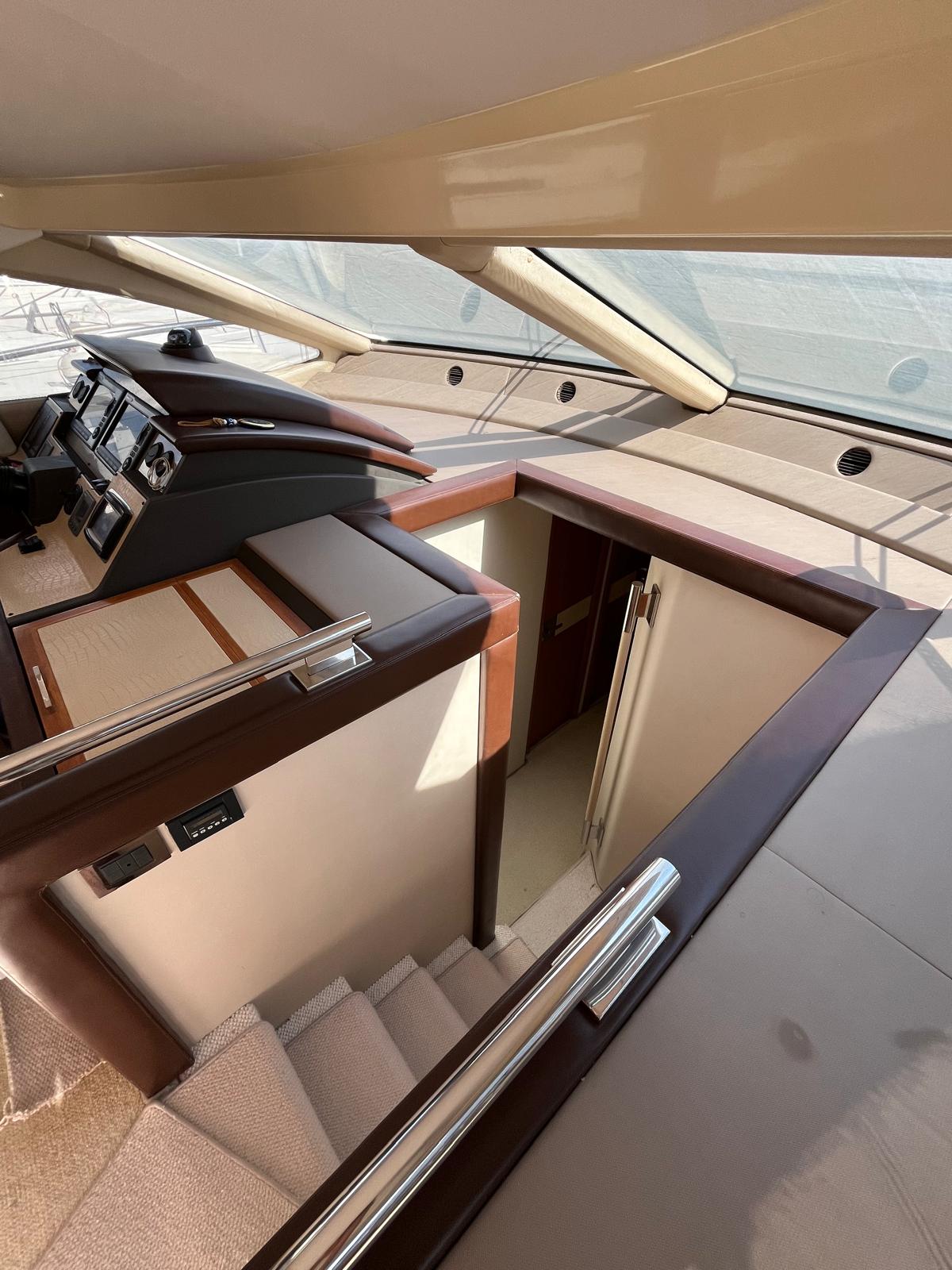 Azimut 70 — photo 23