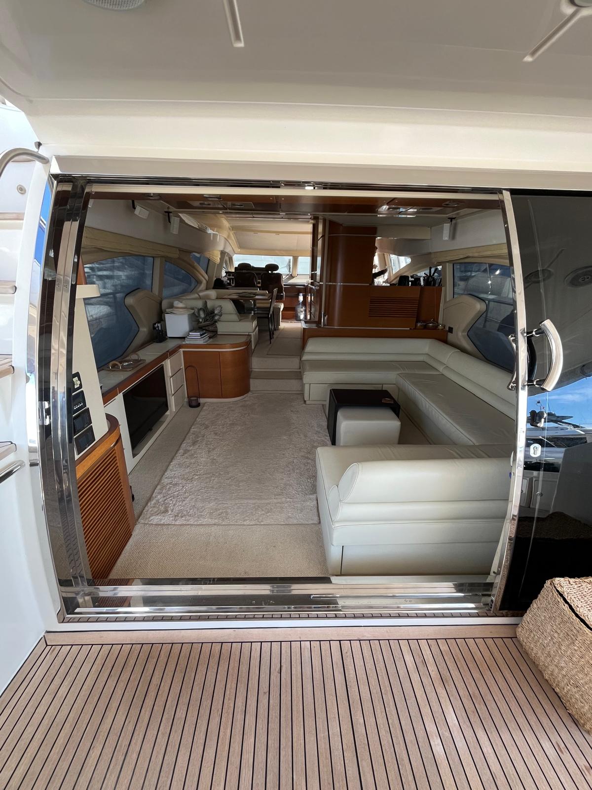 Azimut 70 — photo 25
