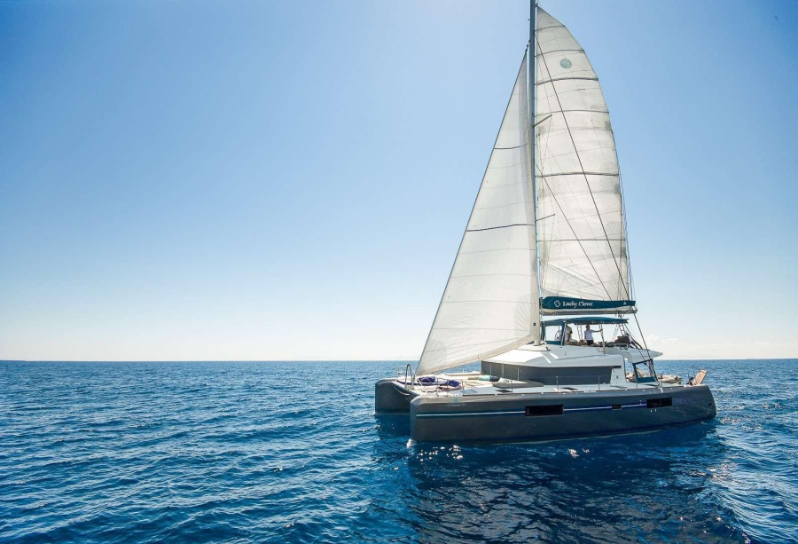 Photo #1 - Lagoon 52F (LUCKY CLOVER) en  - 48859