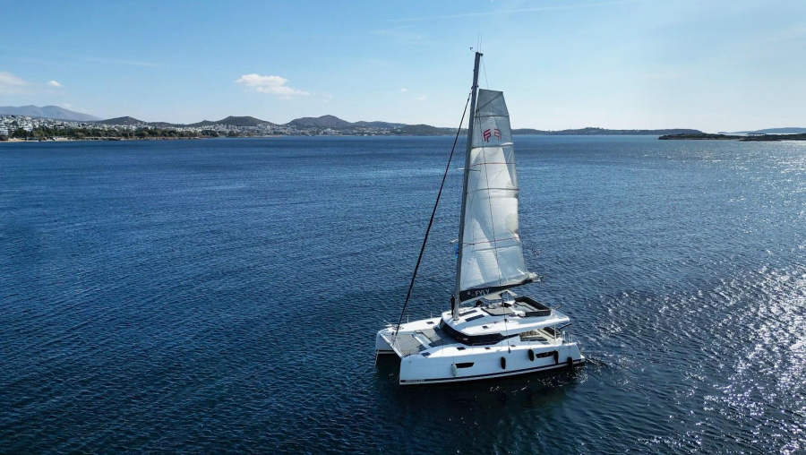 Photo #1 - Fountaine Pajot ELBA 45 (Olympus - Green Wave) en Athens - 52140