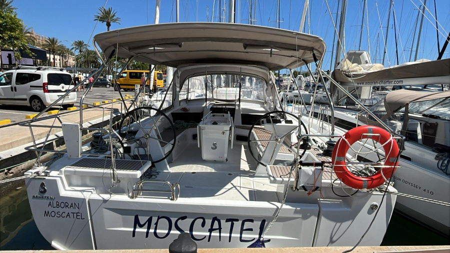 Photo #1 - Oceanis 51.1 (Alboran Moscatel) en (Radazul) - 55202
