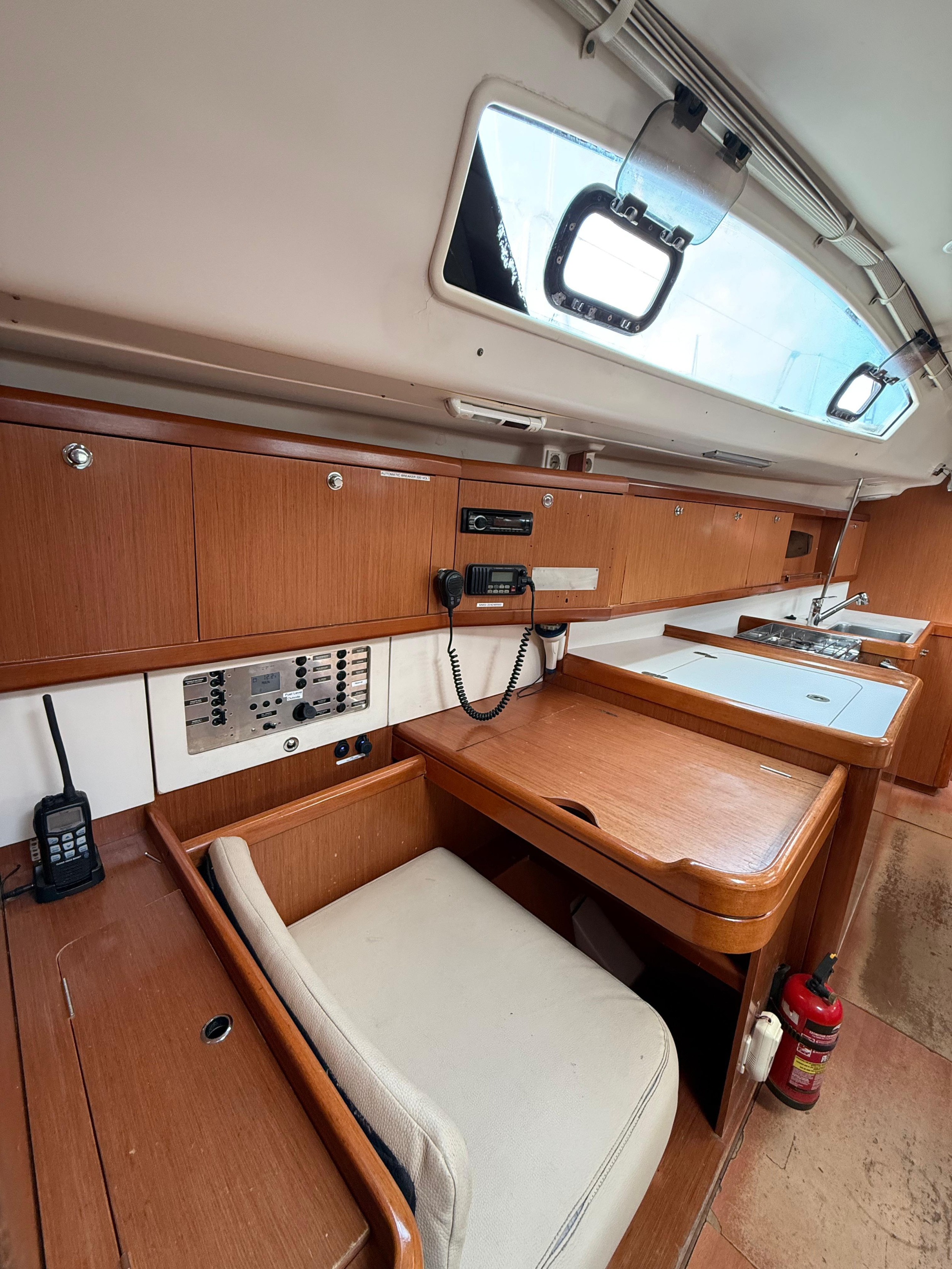Oceanis 43 — photo 24