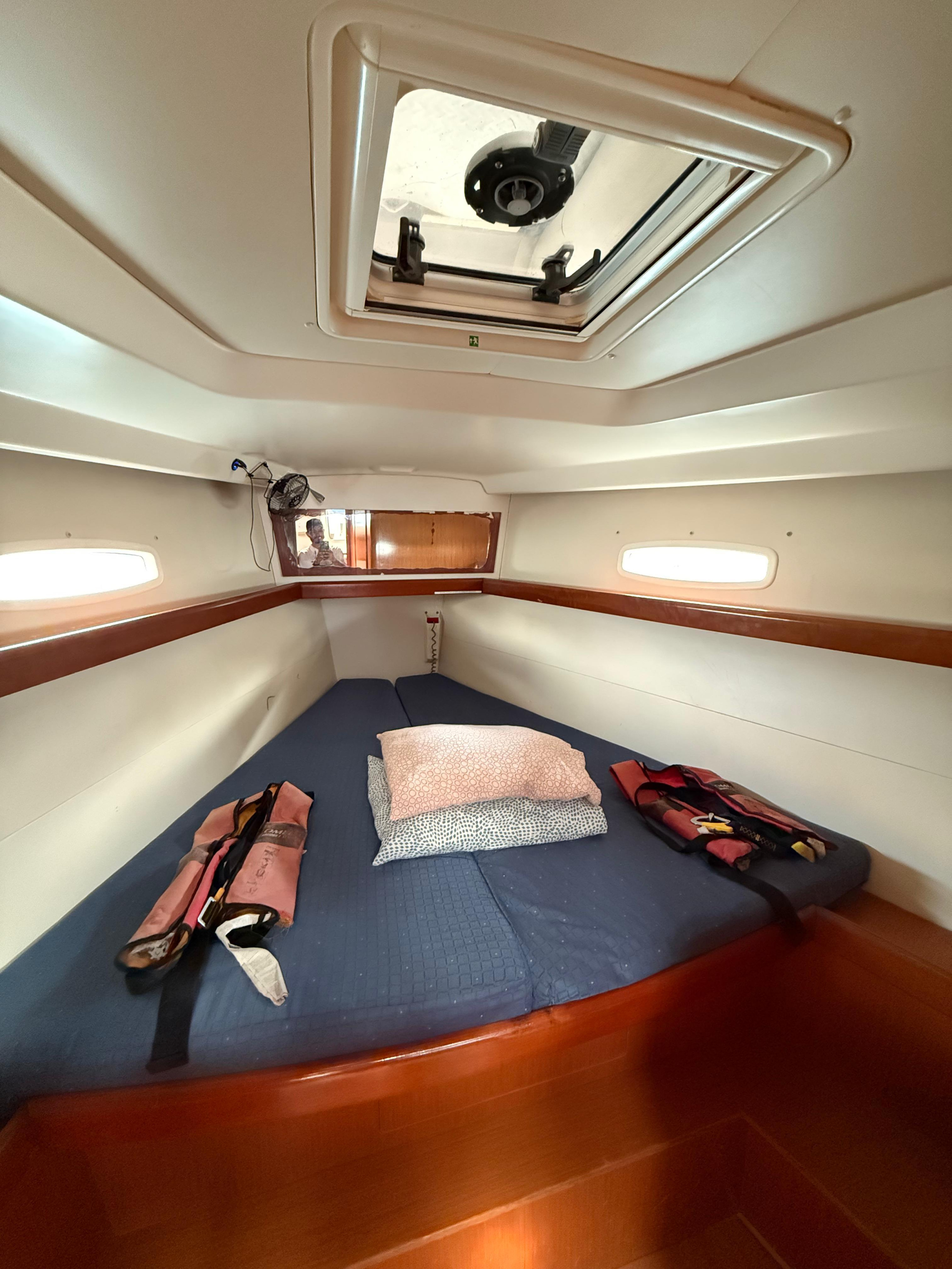 Oceanis 43 — photo 22
