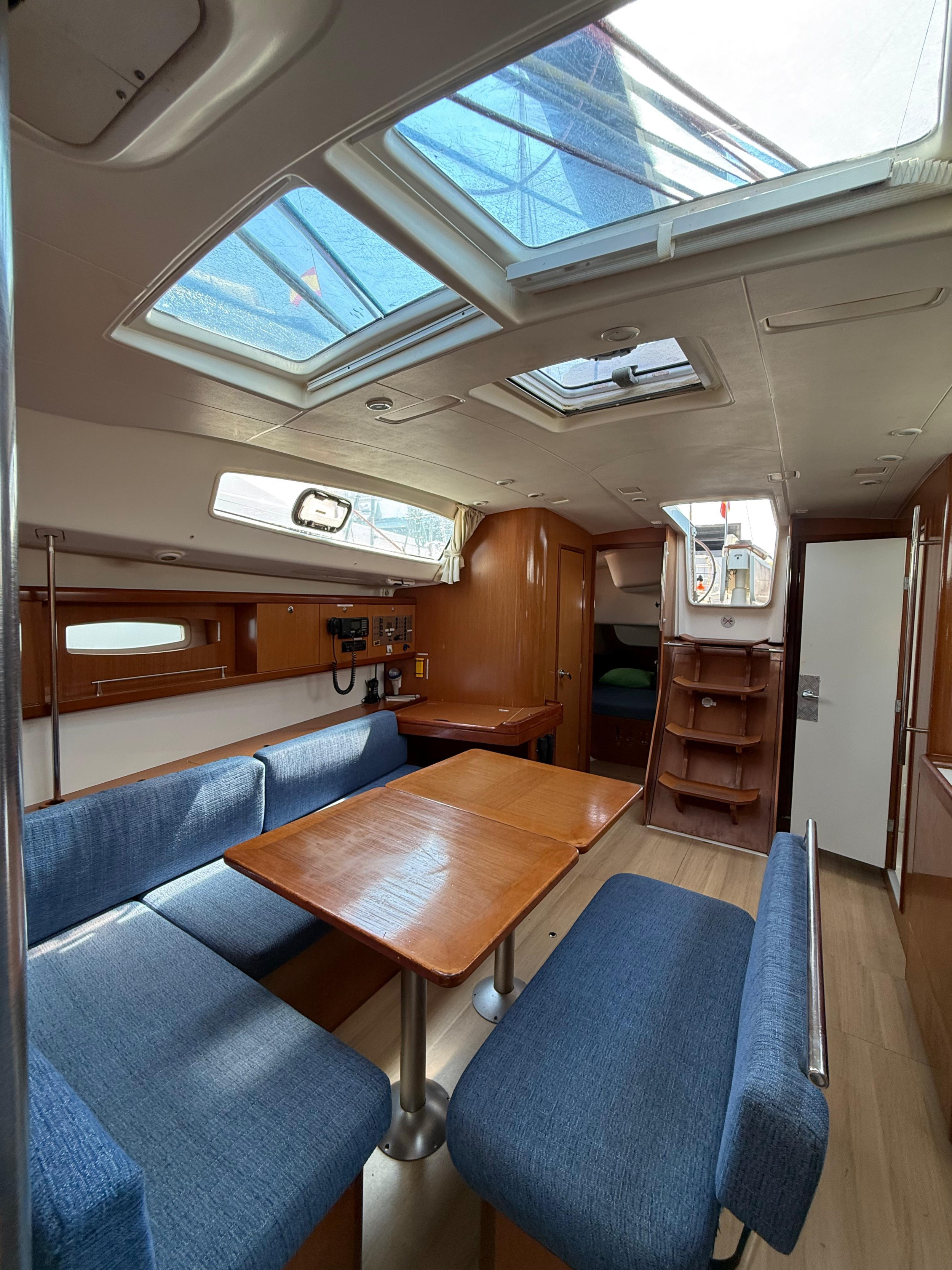 Oceanis 43 — photo 11