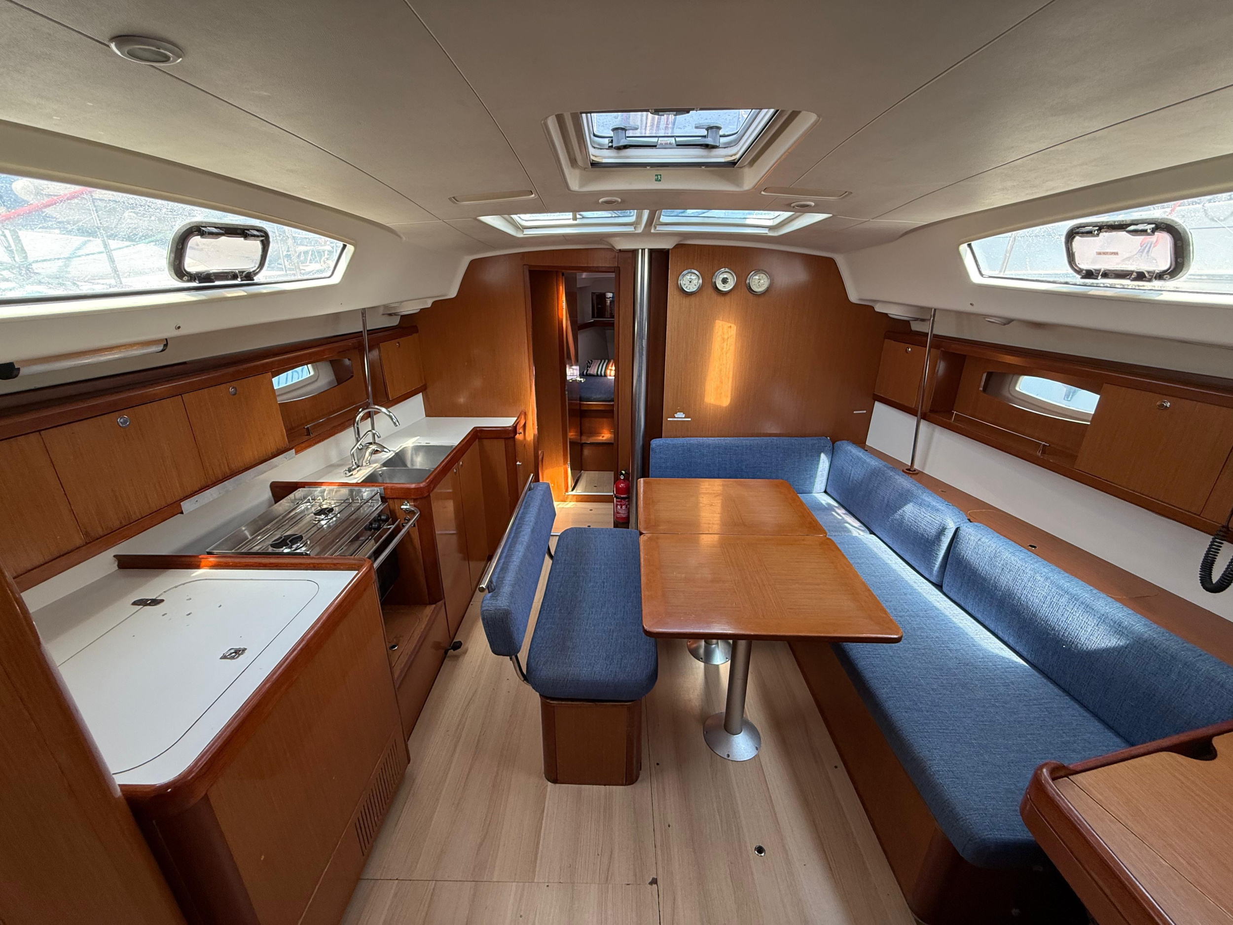 Oceanis 43 — photo 31