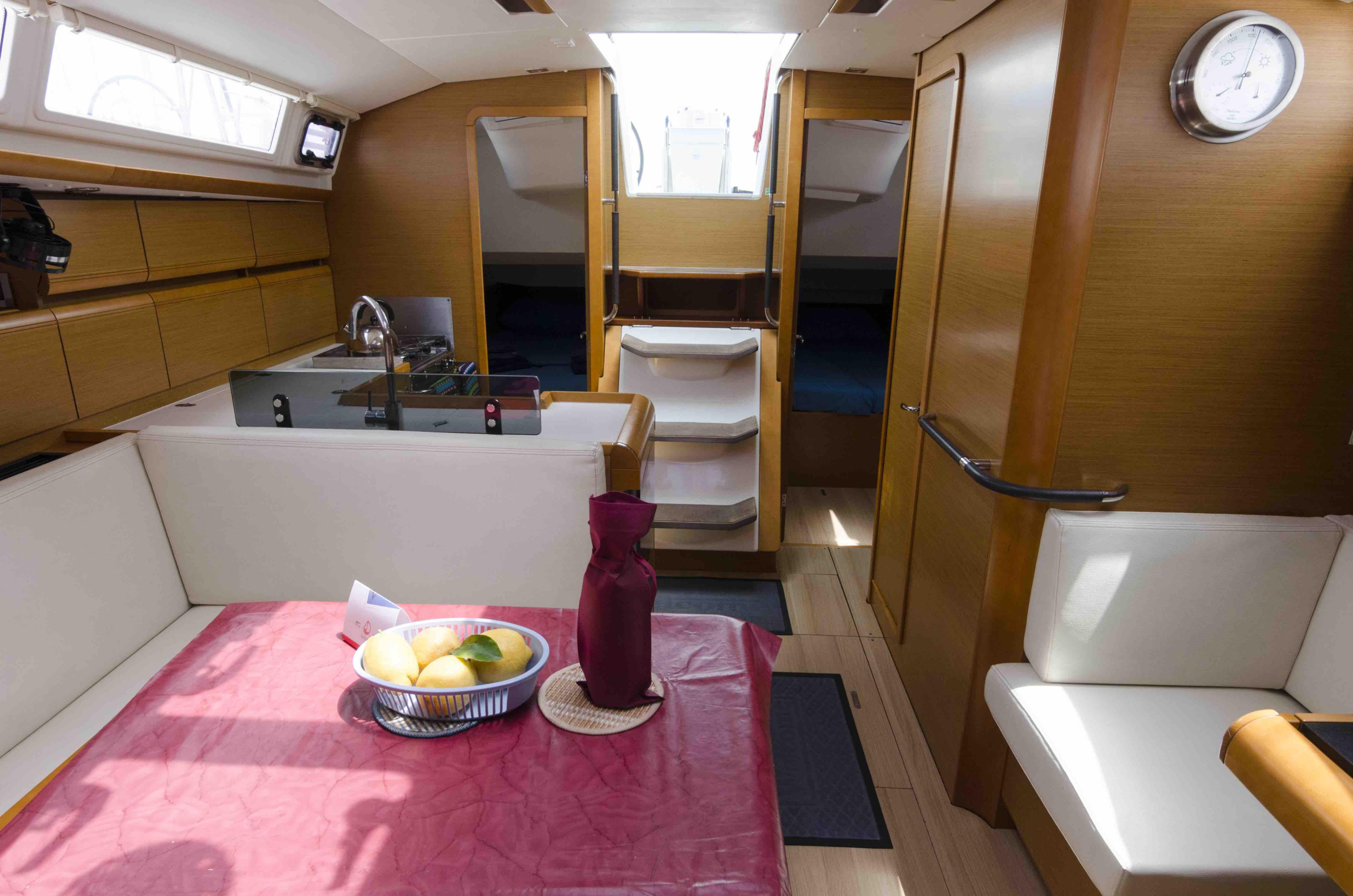 Sun Odyssey 409 — photo 3