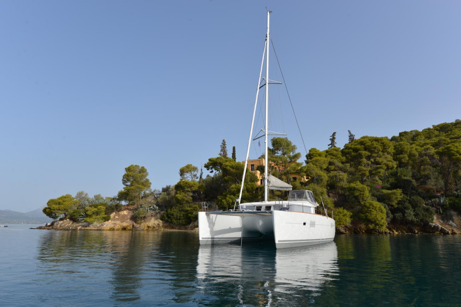 Lagoon 400 S2 — photo 7
