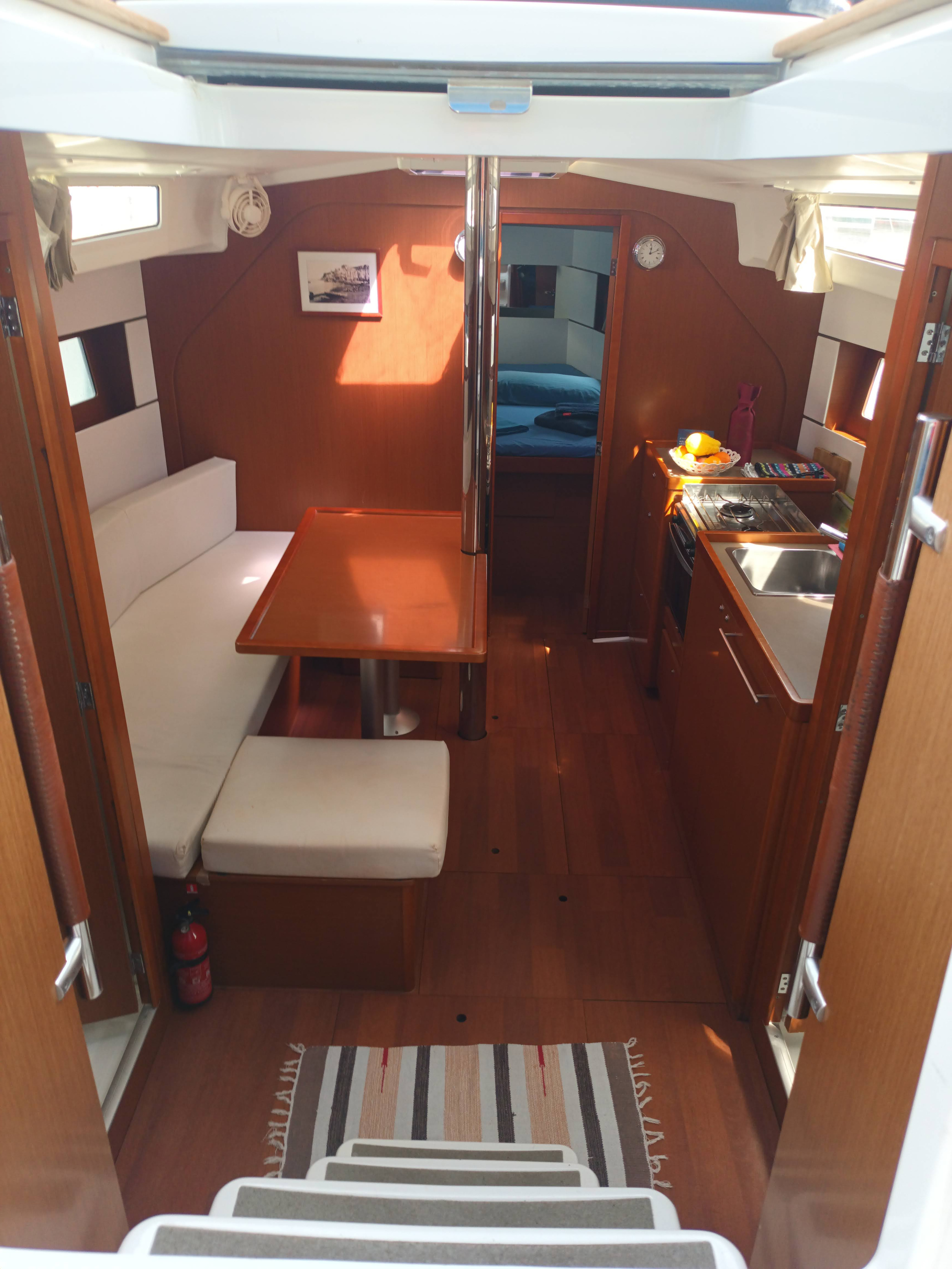 Oceanis 38.1 — photo 5