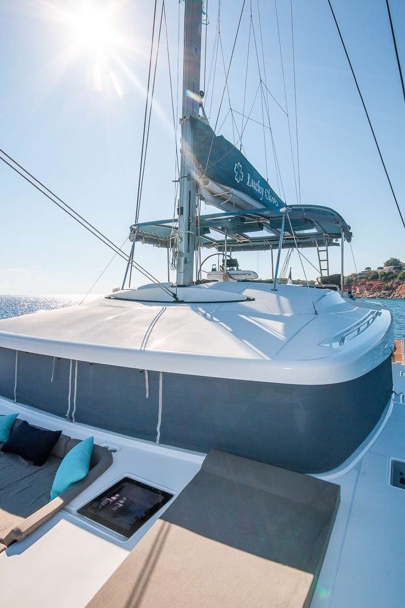 Lagoon 52F — photo 10