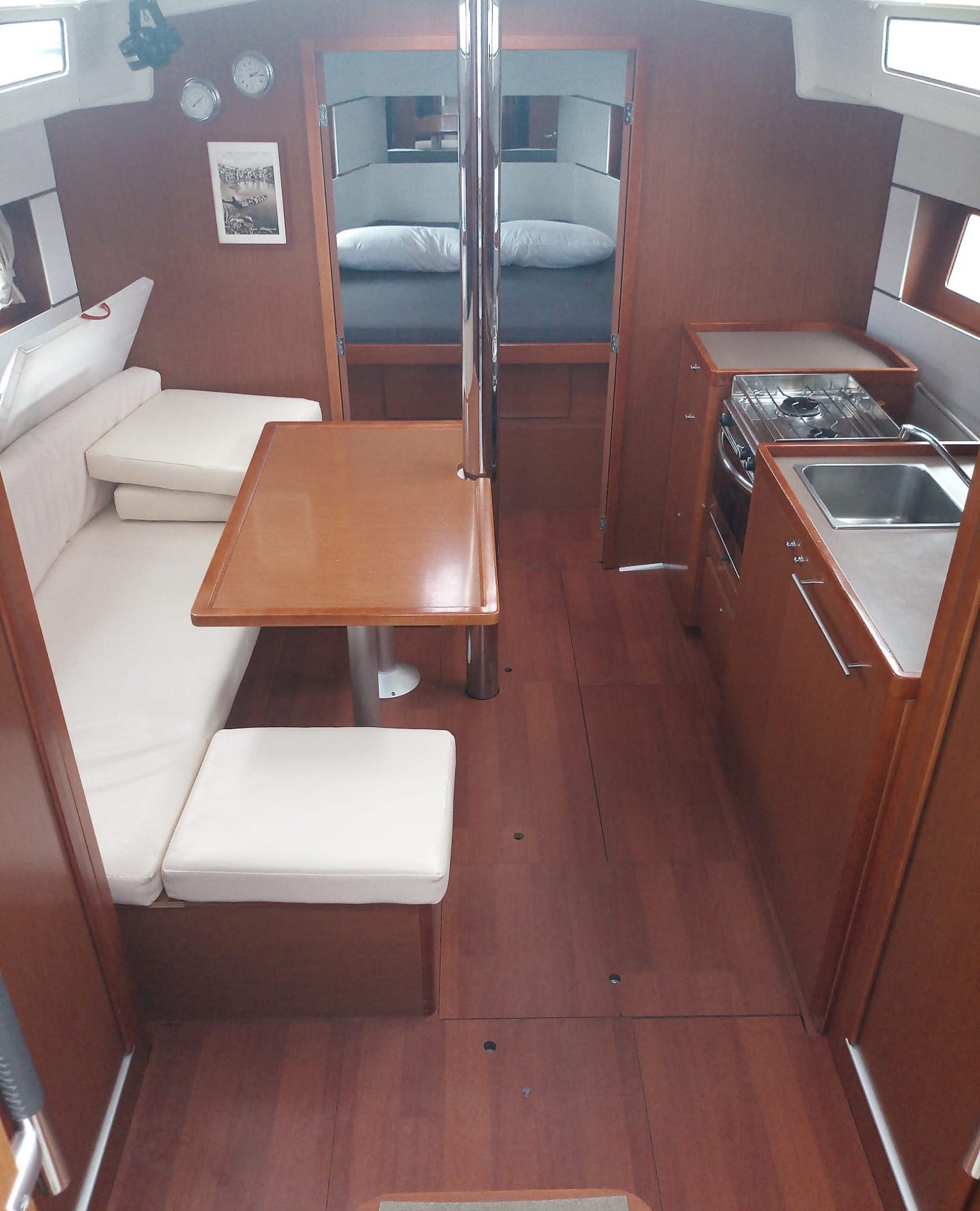 Oceanis 38.1 — photo 3