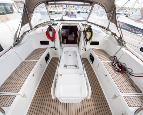 Sun Odyssey 519 — photo 3