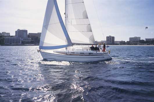 Bavaria 36 — photo 7