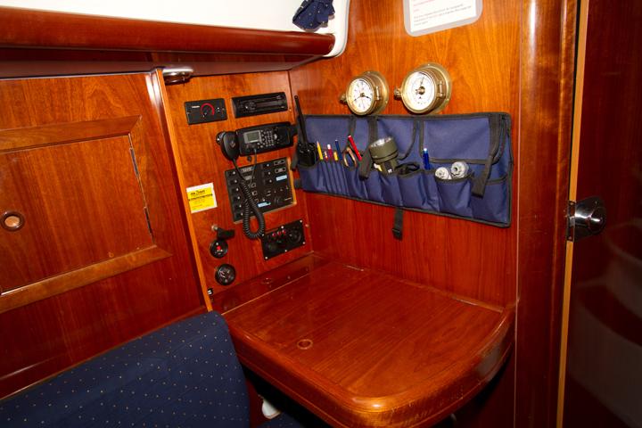 Oceanis 323 — photo 5